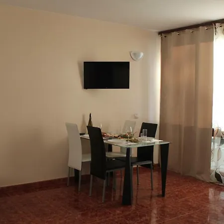 Апартаменты Beautiful Hercules Коста-дель-Силенцио