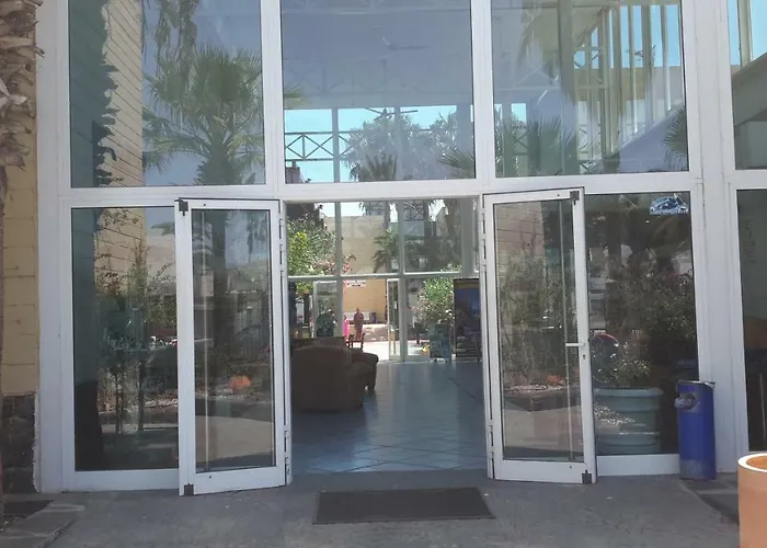 Beautiful Hercules * Costa Del Silencio